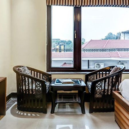 Capital O 1641 Hotel Radiance Paradise Dehradun Exterior photo