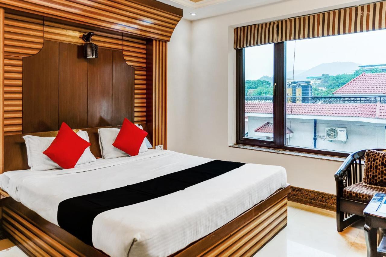 Capital O 1641 Hotel Radiance Paradise Dehradun Exterior photo